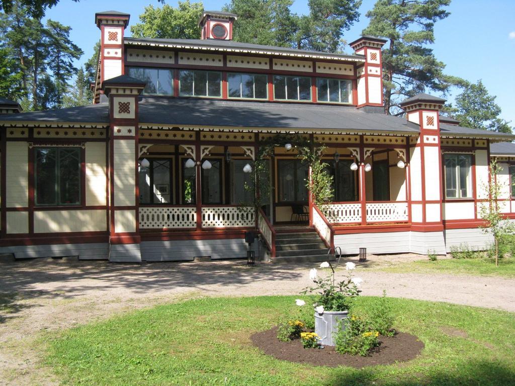 Alvkarleby Vandrarhem エクステリア 写真
